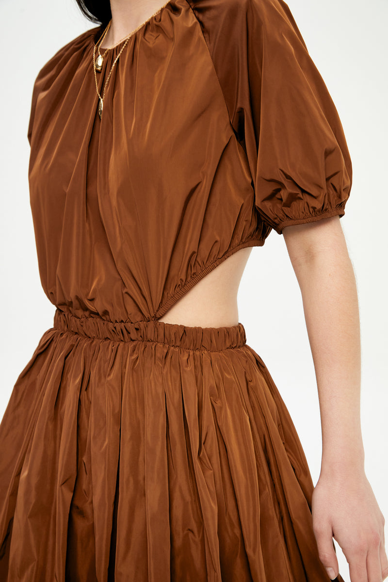 Vestido Mouse Cut-Out