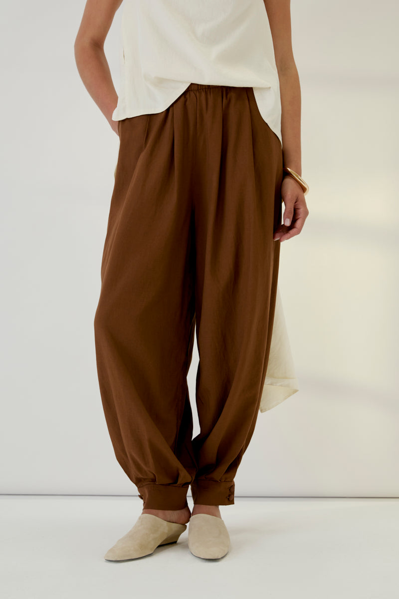 BANANA BAGGY PANTS